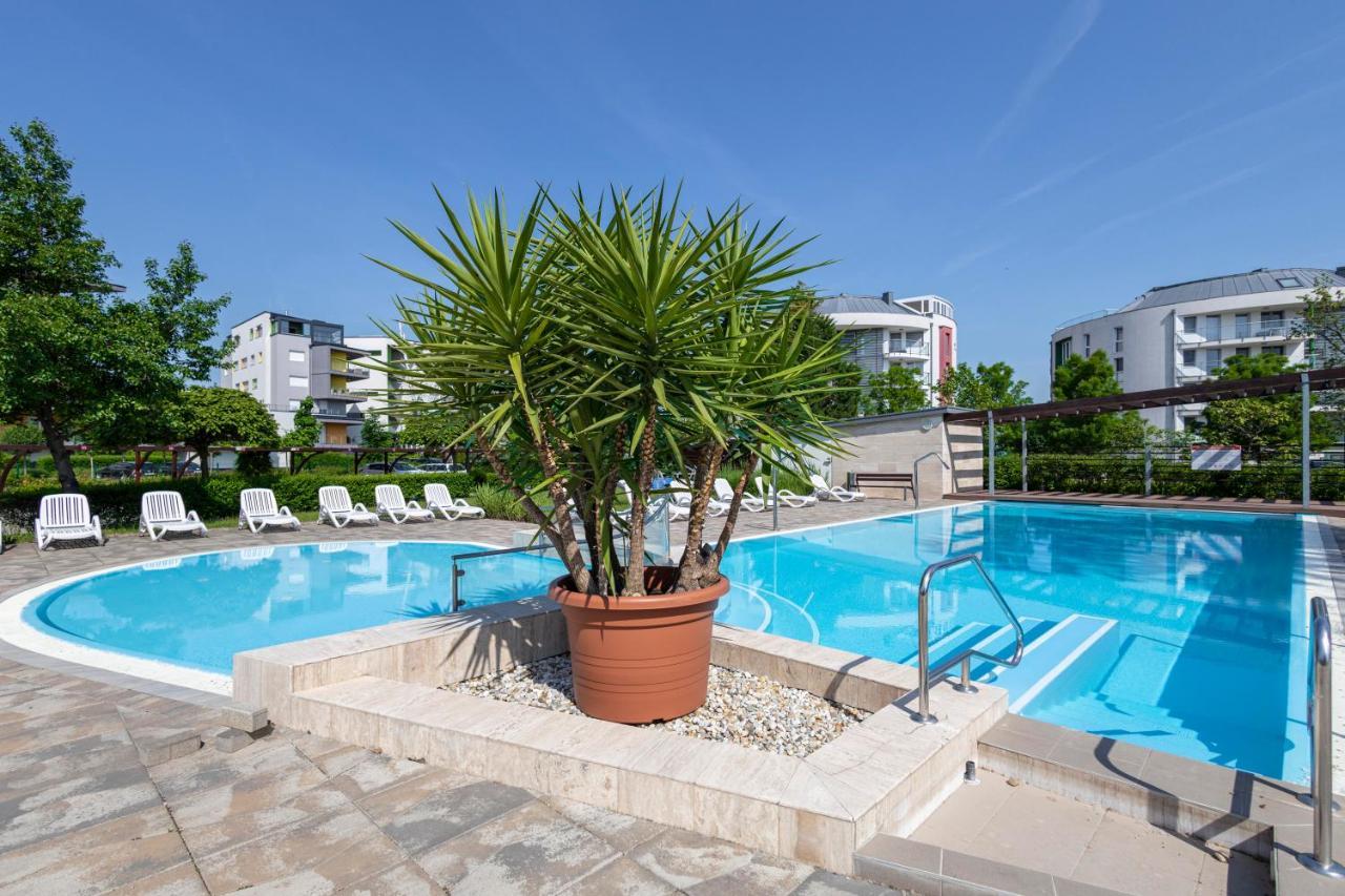 Admiral Pearl Apartman Siófok Kültér fotó